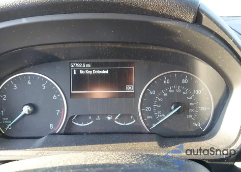 2018 Ford Ecosport Titanium z USA, uszkodzony, nr VIN MAJ6P1WL4JC200933